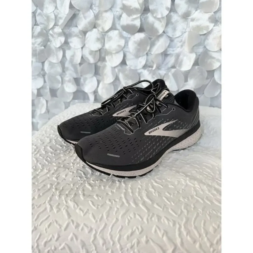 Brooks Ghost 13 WOMANS 11.5 Running Shoe Black Pearl Hushed Violet Medium